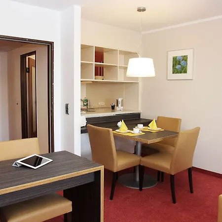 Gaestehaus Forum Am Westkreuz Ξενοδοχείο με διαμερίσματα 3*