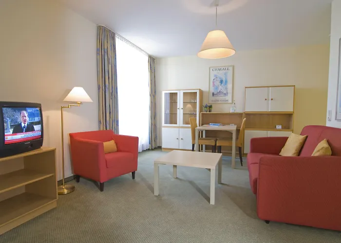 מלון דירות Gaestehaus Forum Am Westkreuz 3*