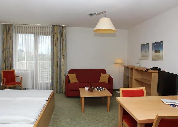מלון דירות Gaestehaus Forum Am Westkreuz 3*