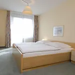Ξενοδοχείο με διαμερίσματα Gaestehaus Forum Am Westkreuz 3*
