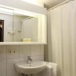 Gaestehaus Forum Am Westkreuz 3*