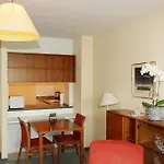 Gaestehaus Forum Am Westkreuz Ξενοδοχείο με διαμερίσματα 3*