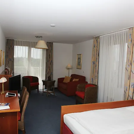 מלון דירות Gaestehaus Forum Am Westkreuz 3*