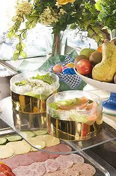 Aparthotel Gaestehaus Forum Am Westkreuz 3*