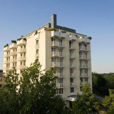 Aparthotel Gaestehaus Forum Am Westkreuz 3*